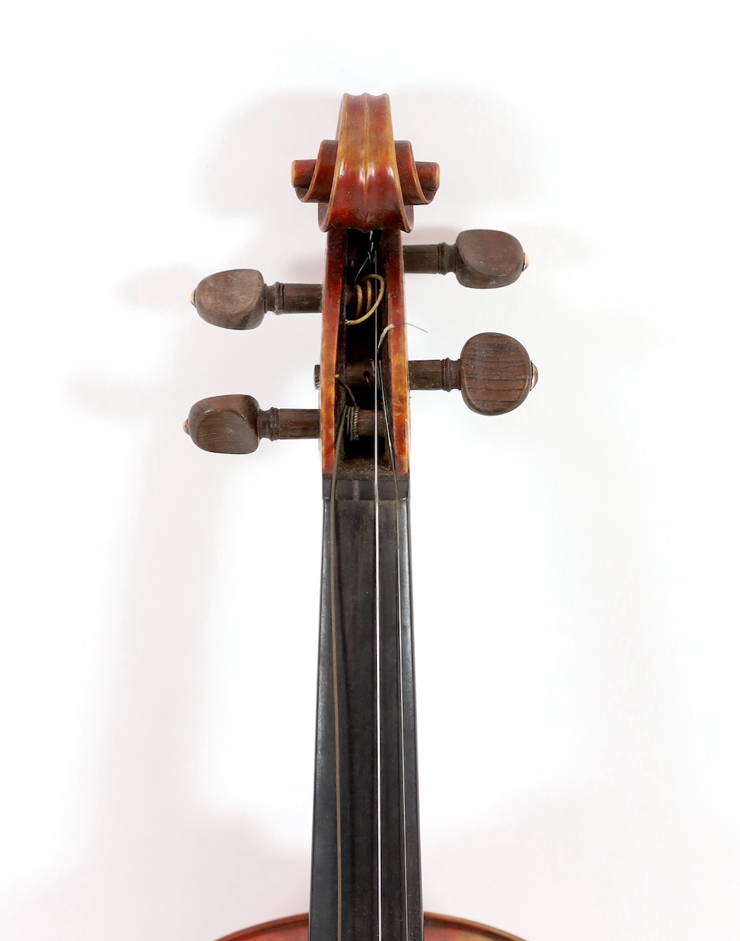 W.E.Hill & Son. An early 20th century violin bow, 74cm, violin back 37cm, overall is 59cm